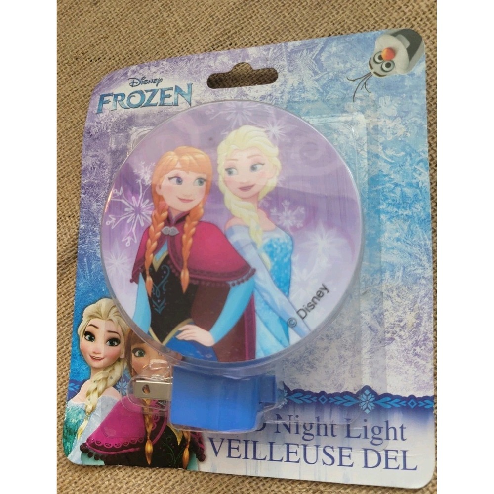 Disney Frozen LED Night Light Elsa & Anna Design